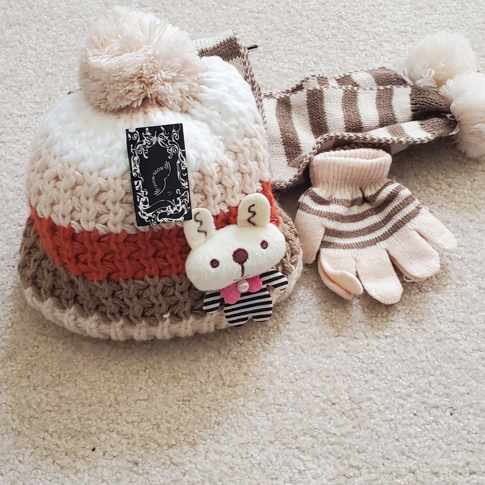 "HOST PICK" Hotswing Children's 3 piece Lined Hat, Scarf & Gloves